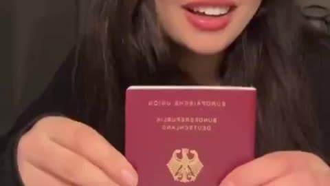 The Muslim female immigrant who obtained a German passport mocks the