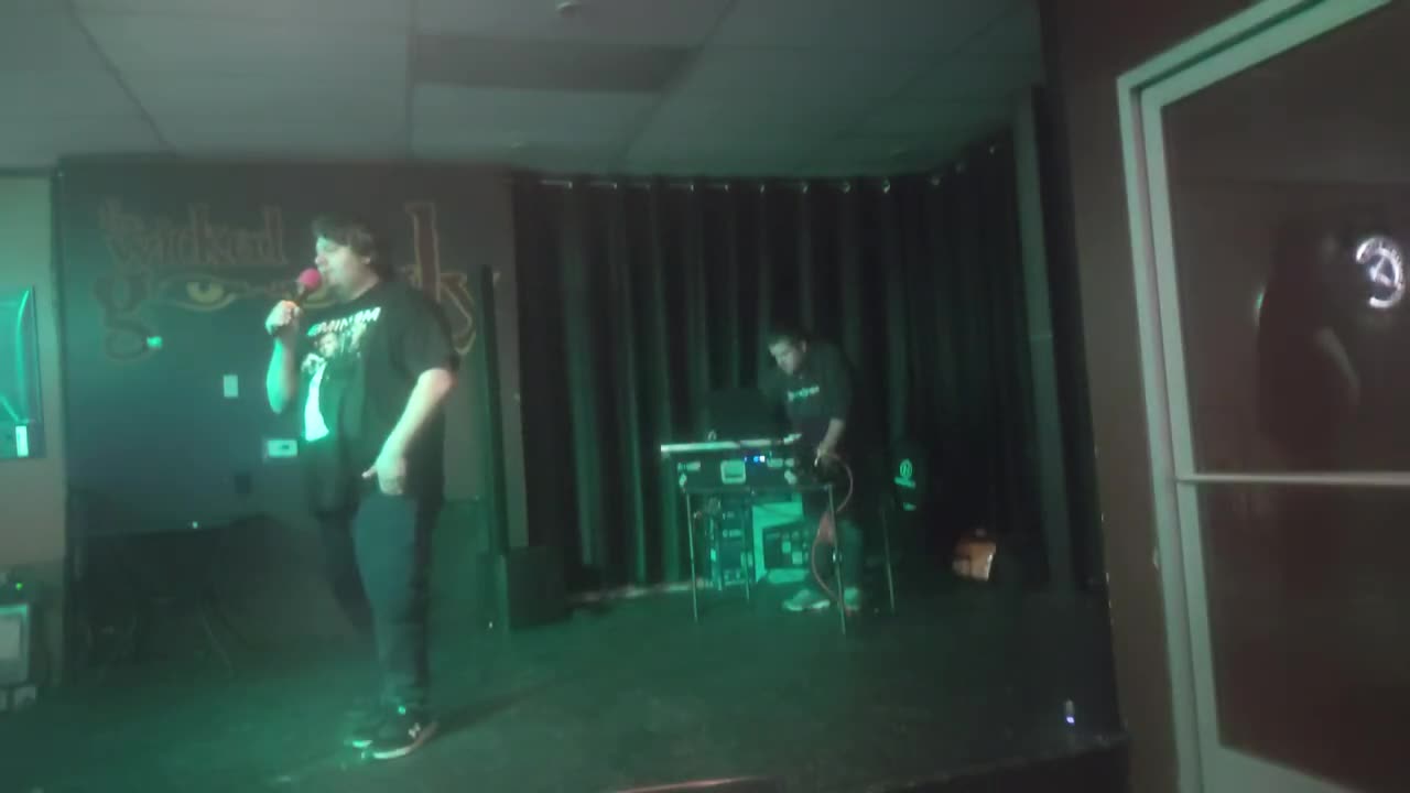 Sabrina Carpenter- MANCHILD LIVE COVER