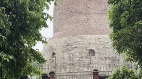 Where Buddha Preached His First Sermon : The Dhamek Stupa at Sarnath