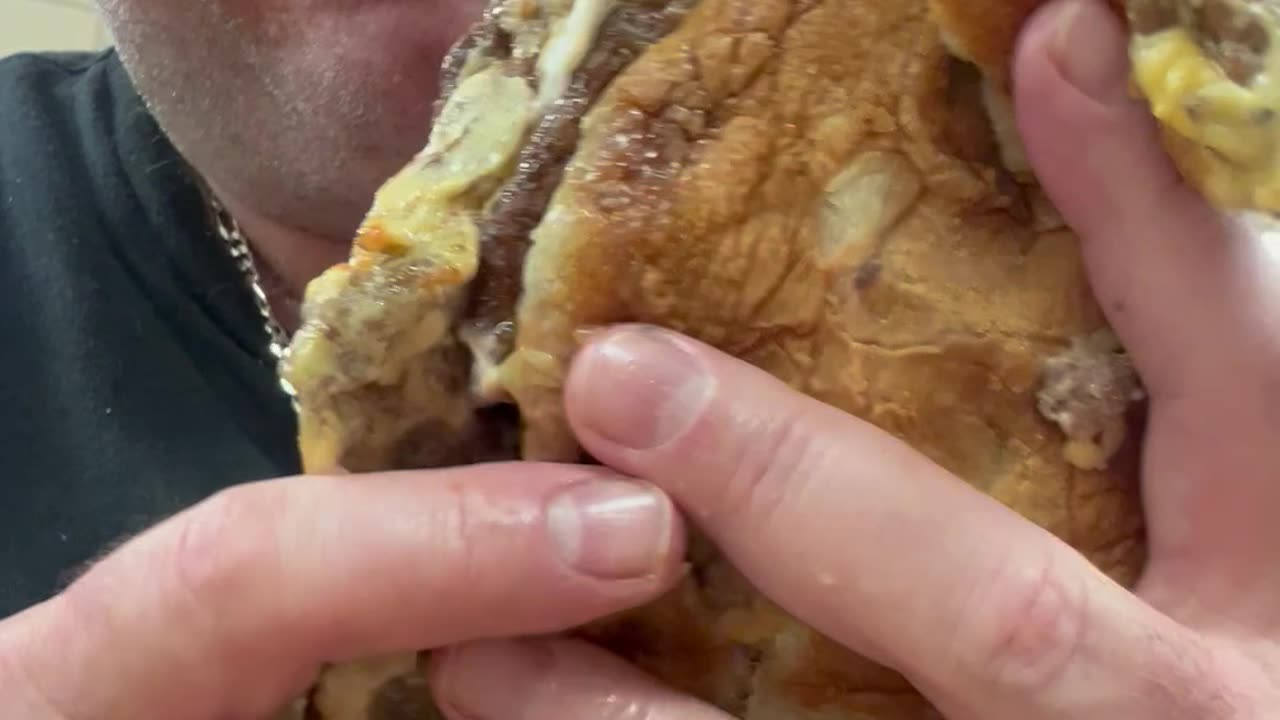 3rd Gorilla Bite Ape Chomp 2025! 5 Pattie Huge Whopper 5 pieces of cheese! OH!