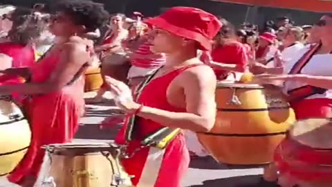 Llamadas de San Baltasar (parte del desfile) - Por Isla de Flores - Montevideo (06/01/2025)