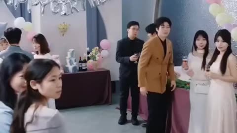 Cô gái bị chồng sắp cưới ph=ản b=ội