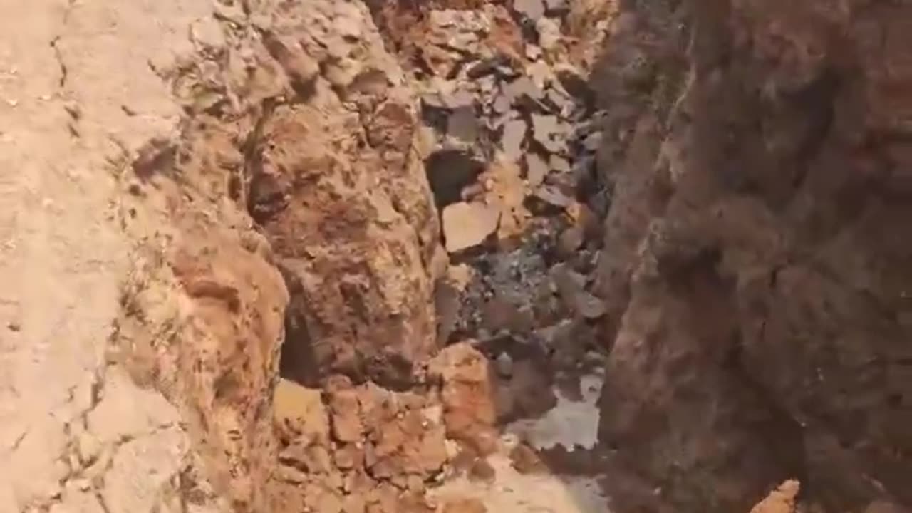 #BREAKING: 7.7-magnitude #earthquake causes extensive surface rupture in #Myanmar
