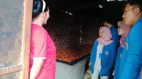 Supporting Local Business: KKN Visit to Pisang Saleh Seller