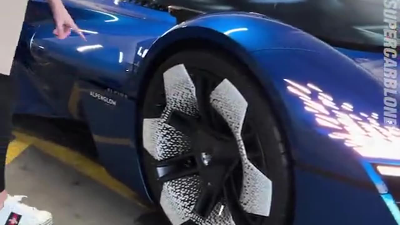 ALPINE HAS RECENTLY UNVEILED A “ GROUNDBREAKING” SUPERCAR THST OPERATES SOLELY ON WATER