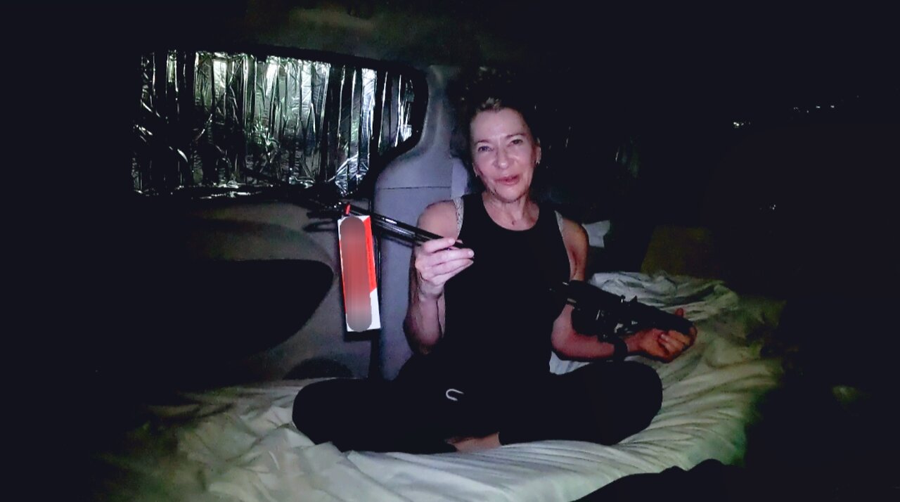 Morning Hike, World's Largest, and Feeling Introverted | Life On The Road