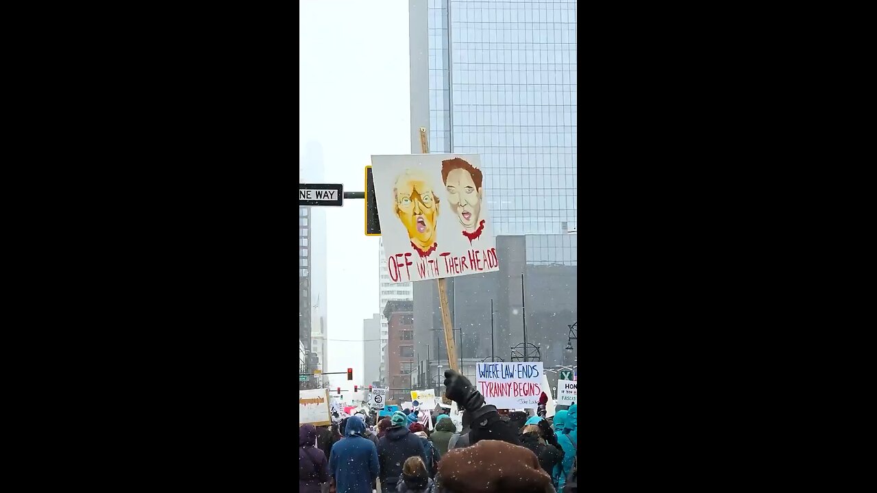 These are the same people who cry about ‘threats to democracy’ while openly calling for violence 🤡🌎