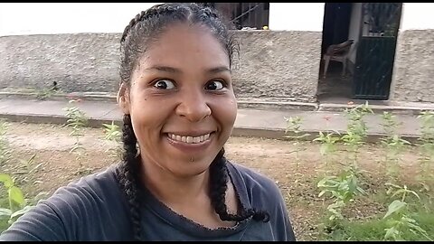 🐸 Gardening Mission: Saving $15 and Toad Scares| Me ahorré $15 pero casi muero de un susto