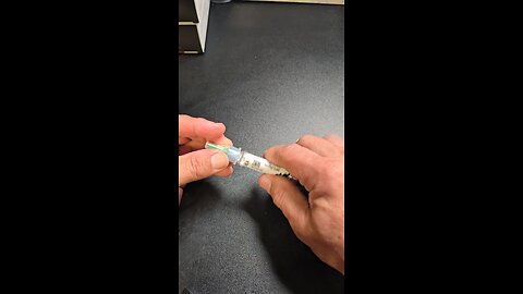 how to use your V2 pen