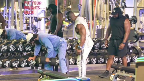 Shock!GYM PRANK