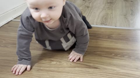 Zoom zoom! 🚀 Baby Kayla is crawling faster than ever