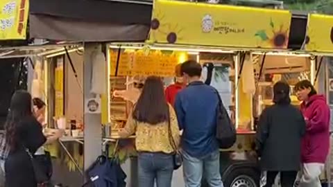 This Happened in the City Center?! Customers Shocked by This Tteokbokki Shop