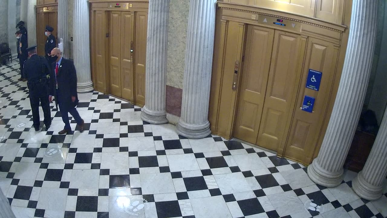 0211USCS02UpperSenDoorElevators_2021-01-06_20h15min23s180ms.mp4