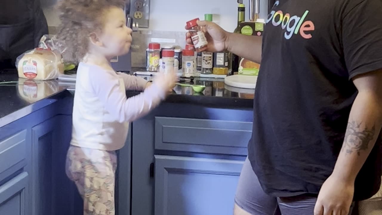 Teaching Toddler To Say Paprika