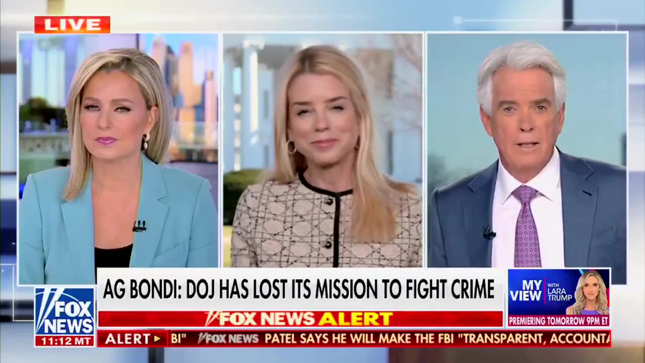 Pam-Bondi dice d'avere la lista dei clienti di Epstein