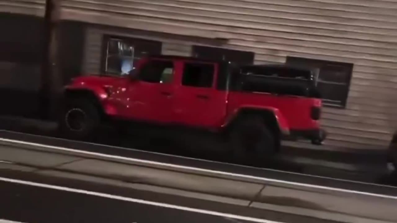 Katie Daviscourt Bystander video shows me on the phone with PortlandPolice