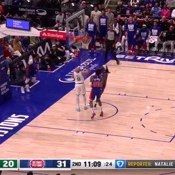 NBA - Malik Beasley caps a 15-0 run for the Pistons!