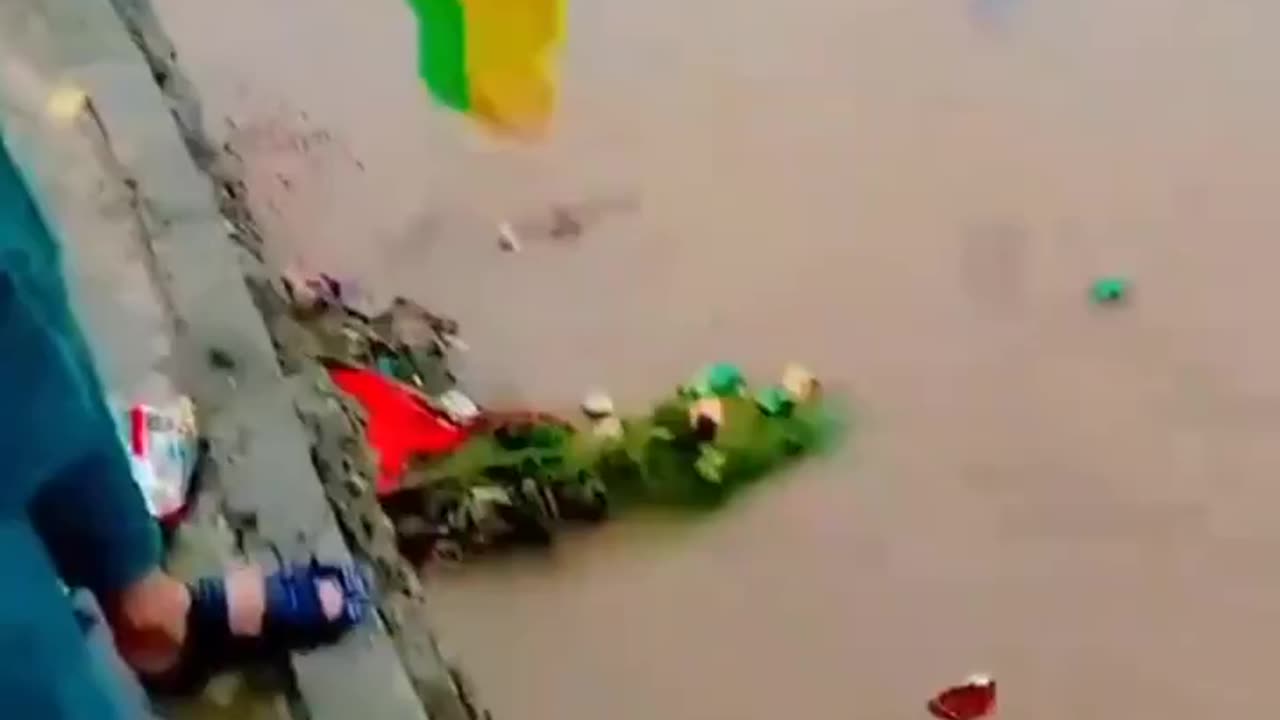 Pakistan is a shit hole.