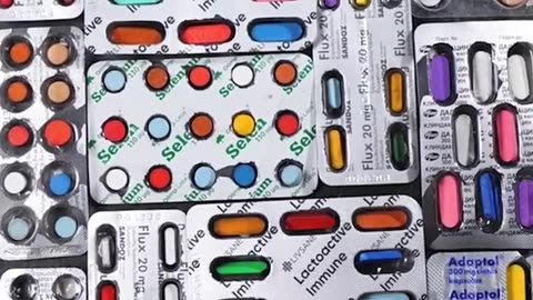 Pill blisters -> designer bag?! Alright alright 🙄