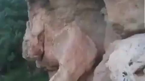 IN THE PAST GIANTS ROAMED THE EARTH