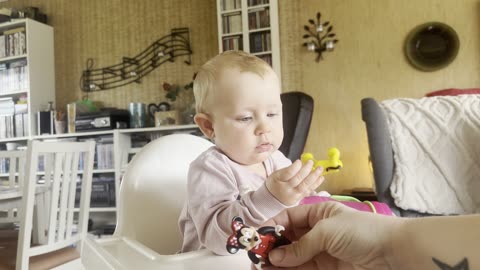 Baby Kayla & Mommy Playing with Minnie Mouse and Pluto 🐭💛 | Cute Disney Playtime!