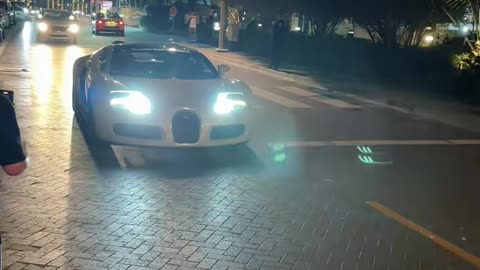 🏎️ #ferrari #uae #dubai #kcars #bugatti