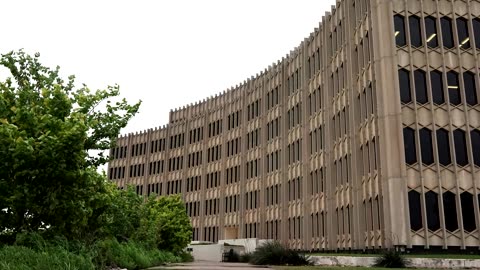 US judge orders Texas schools to defy Ten Commandments display law