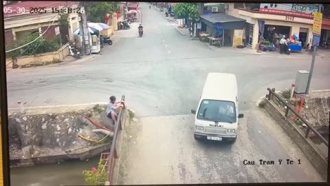 2025.05.30 Cầu trạm y tế 1