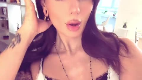 A beautiful tgirl to choice you