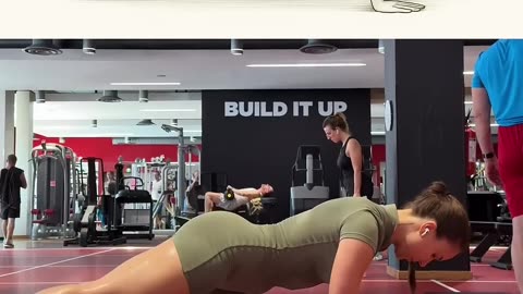 GLUTES WORKOUT at home, no equipment #workout #absworkout #glutes #fitness #homeworkout
