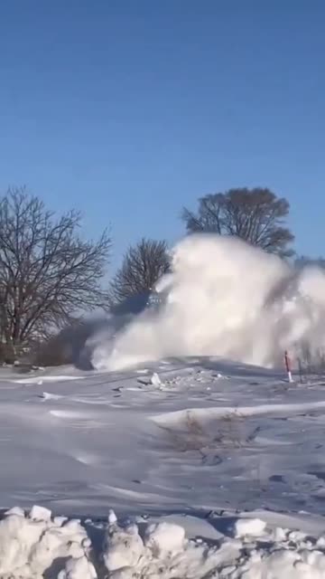 Snow Plowing Trains ☃️🚂💨
