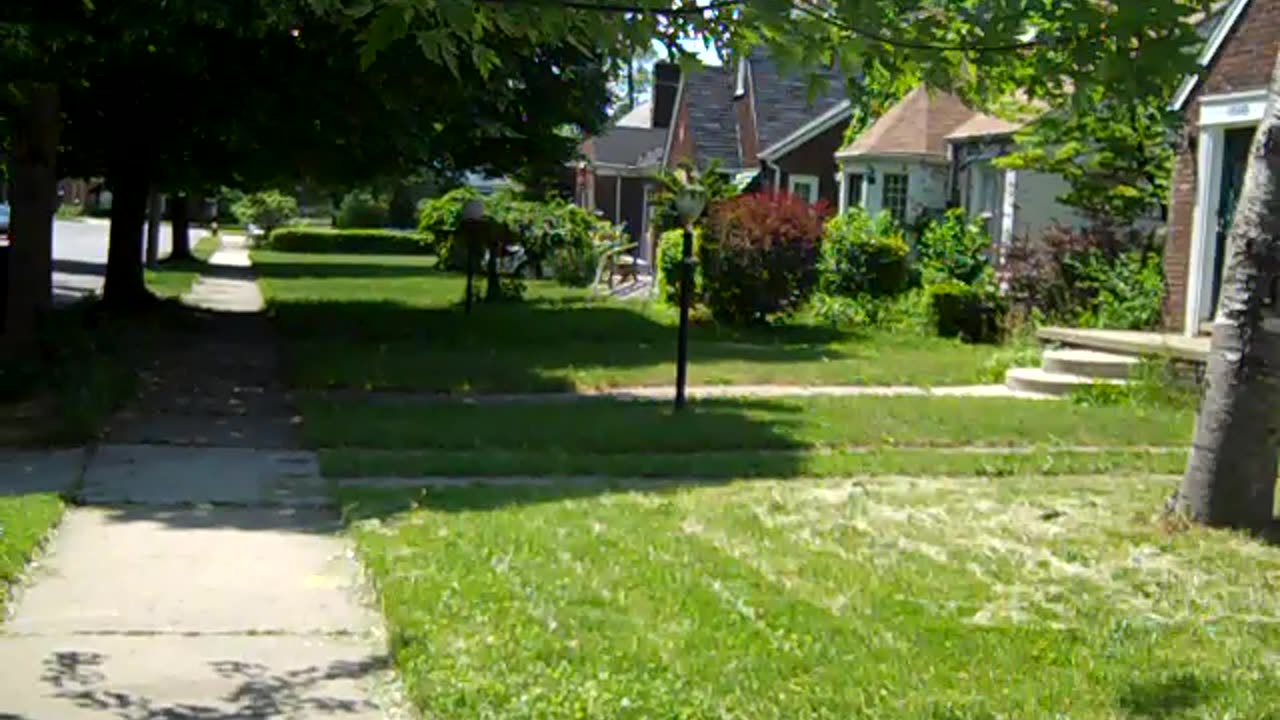 Big Ike_s Electrical doing there thing on Sarat