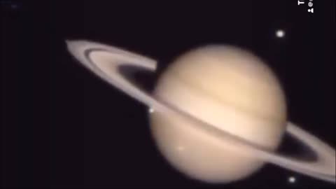 Deux ovnis ont été découverts autour de la lune. OVNI a pris la caméra