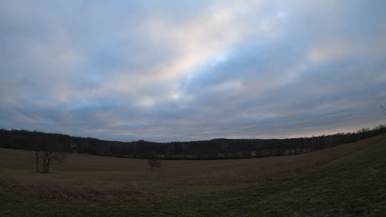 Sun ⛅ Rise 1 9 26 43f/6c