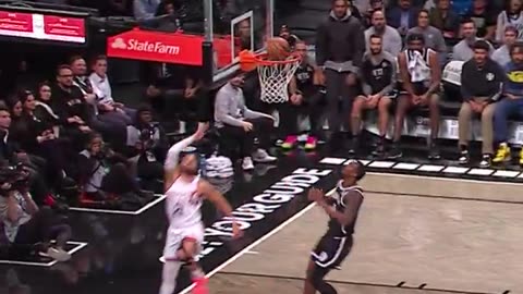 Tyus Jones: STEAL & SCORE! 😱 #Suns