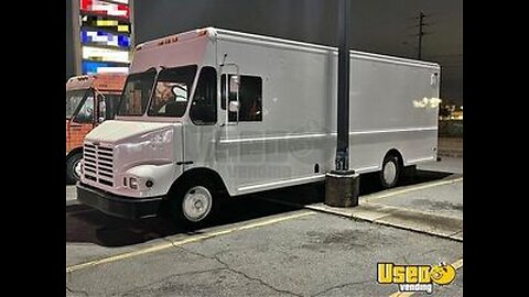 2004 Freightliner MT45 Step Van Kitchen Street Food Truck for Sale in Georgia!