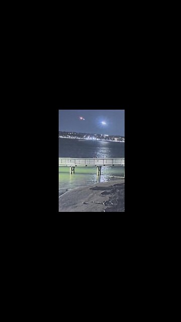 💥 New Videos Capture Moment US ARMY BLACKHAWK CRASHES into American Eagle