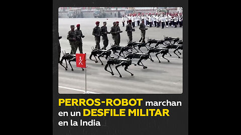 El Ejército de la India muestra perros-robot en desfile militar