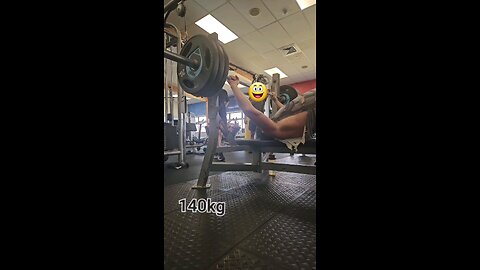 140kg benched afer running 22ks