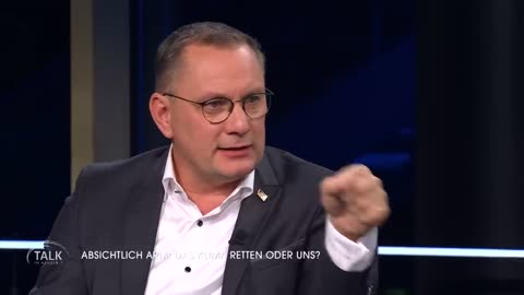 Absichtlich arm: Das Klima retten oder uns? | Talk im Hangar-7