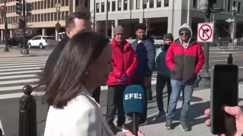 Machado đã dành tặng giải thưởng của mình cho ông 47 đến gặp TT. Trump.