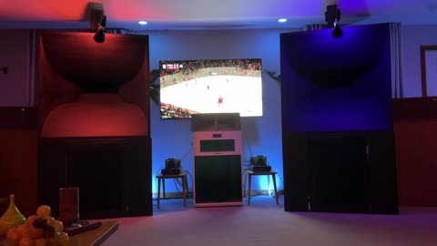 🚨 **Late Night Vinyl Vibes Alert!** 🚨