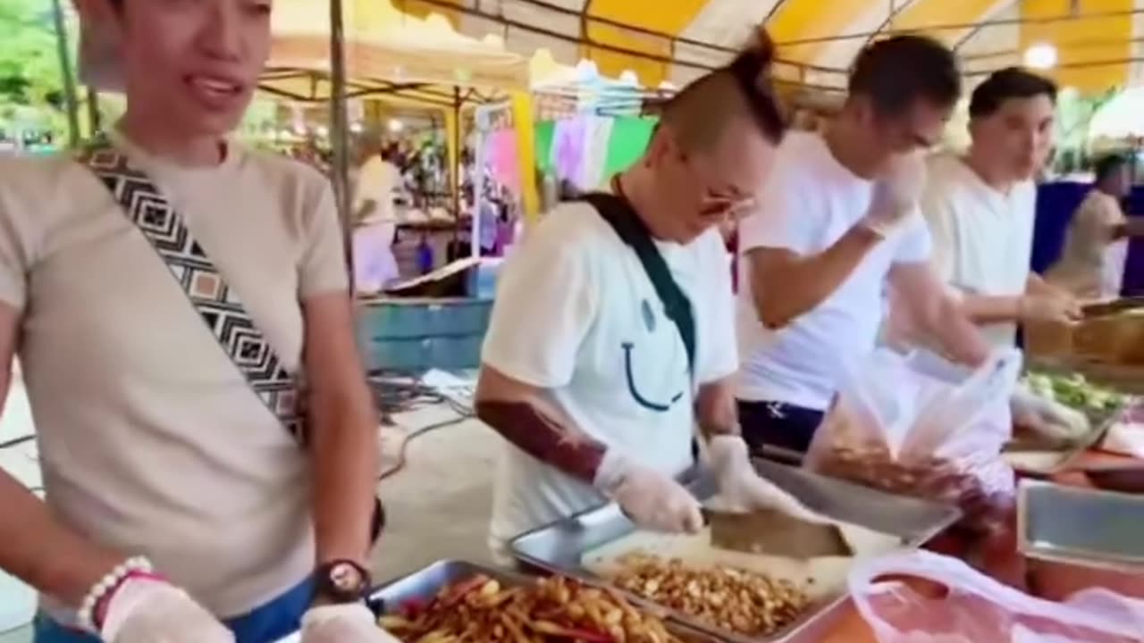 อนุโมทนาจิตอาสาโรงทานเจ้าคุณวัดวีระโชติ ต้ม ผัด แกง ทอด