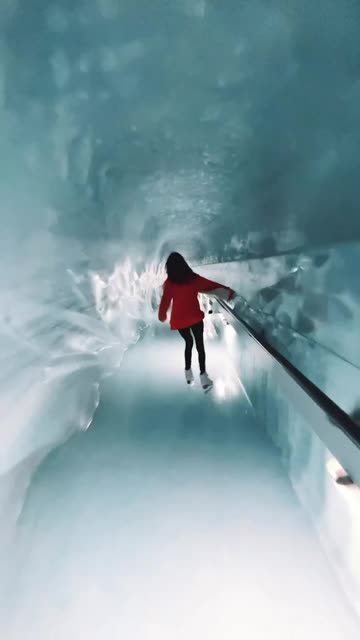 Skating an Ice Tunnel Gorgeous