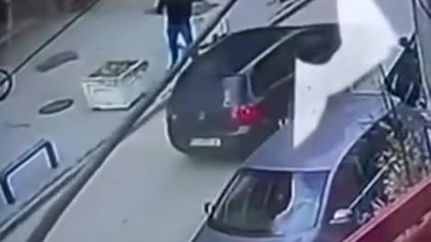 Kumanovë, plagoset kandidati i BDI-së, u qëllua me armë zjarri nga një makinë në lëvizje