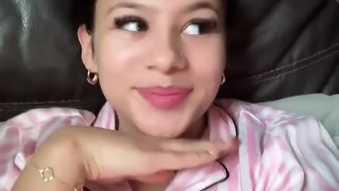 Holly Hennesey Spread Her legs in the bando