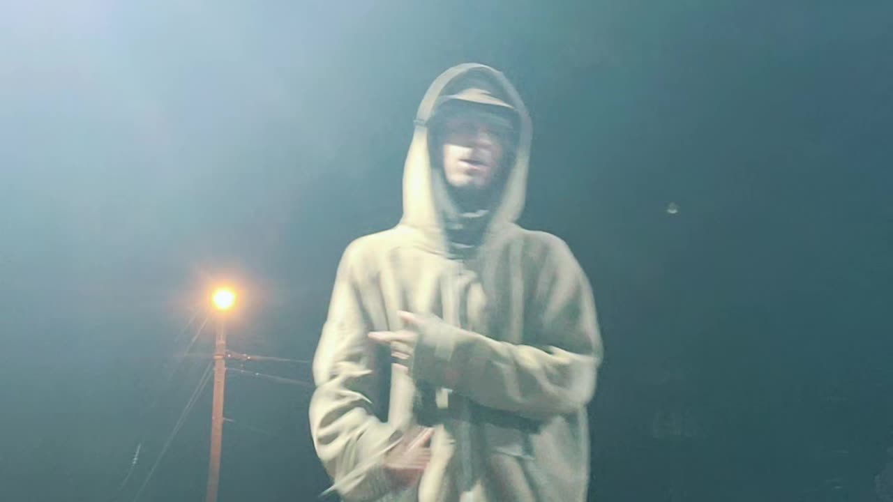 PEEPIN DA GAME STAY WOKE CRIPP💪🏾🔵