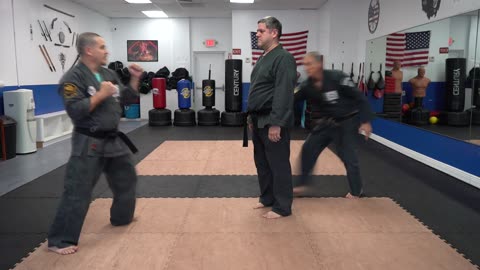 An example of the American Kenpo technique Grasping Eagles