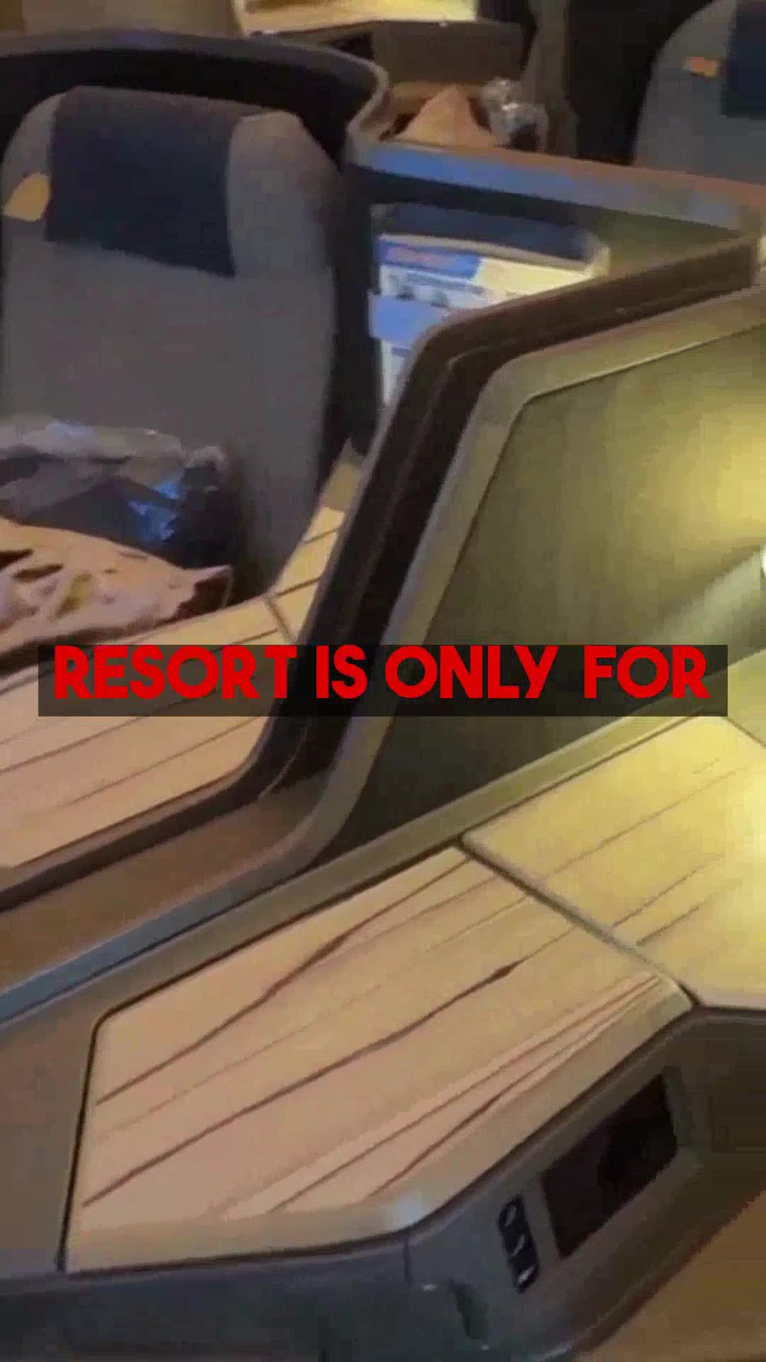 Everyone can afford luxury travel. Expert guides at Mighty Travels Premium....