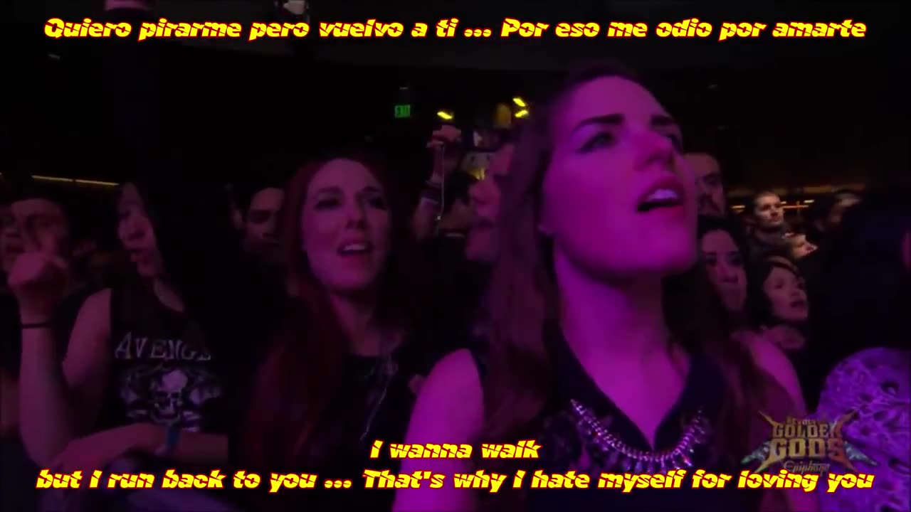 JOAN JETT & TAYLOR MOMSEN - I hate myself for loving you (Subtítulos español-inglés) Live 2014